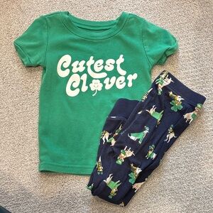 Old Navy Green and Navy Kids Pajama Set
